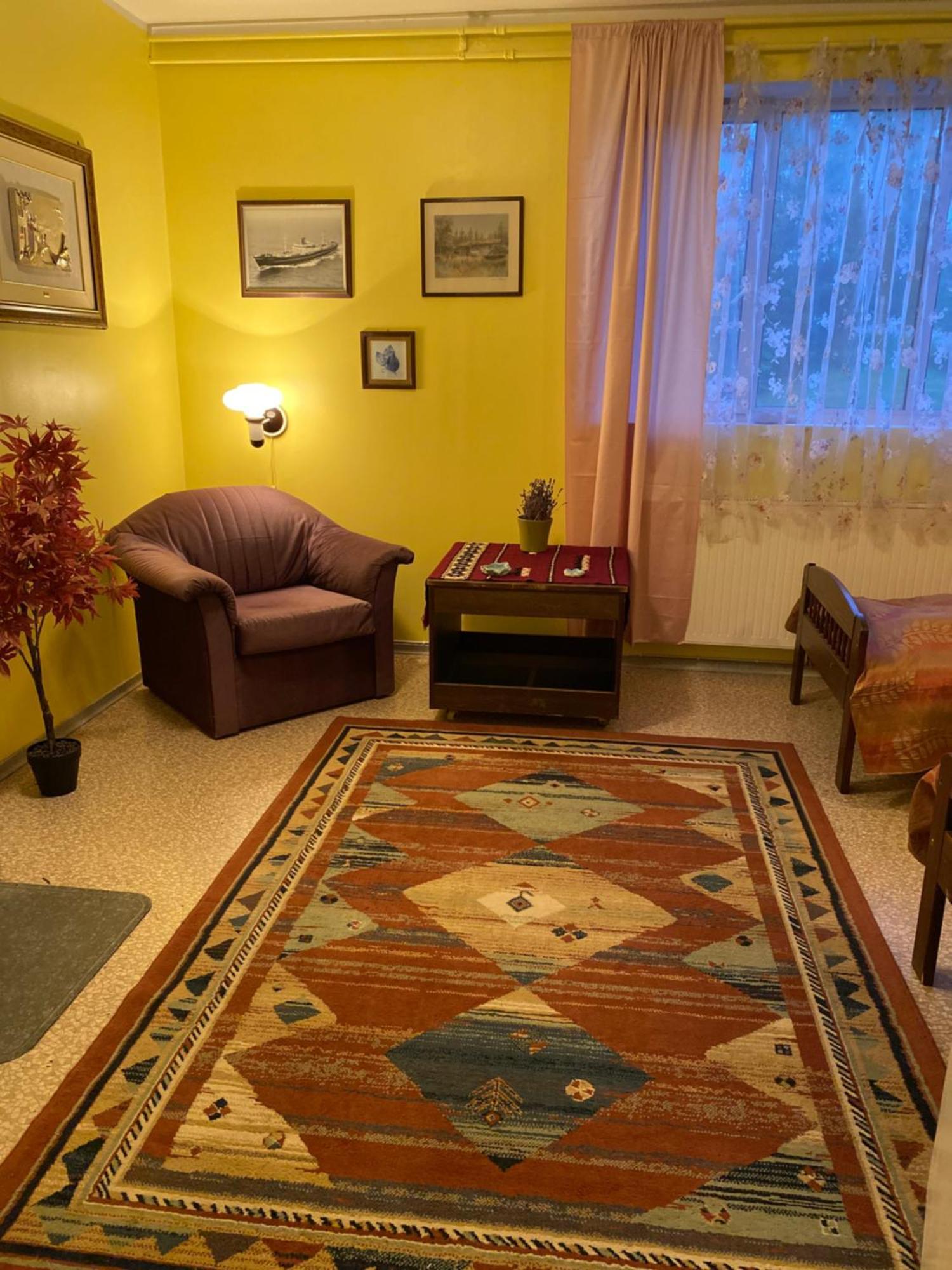 Torgu Royal Guesthouse Iide ภายนอก รูปภาพ